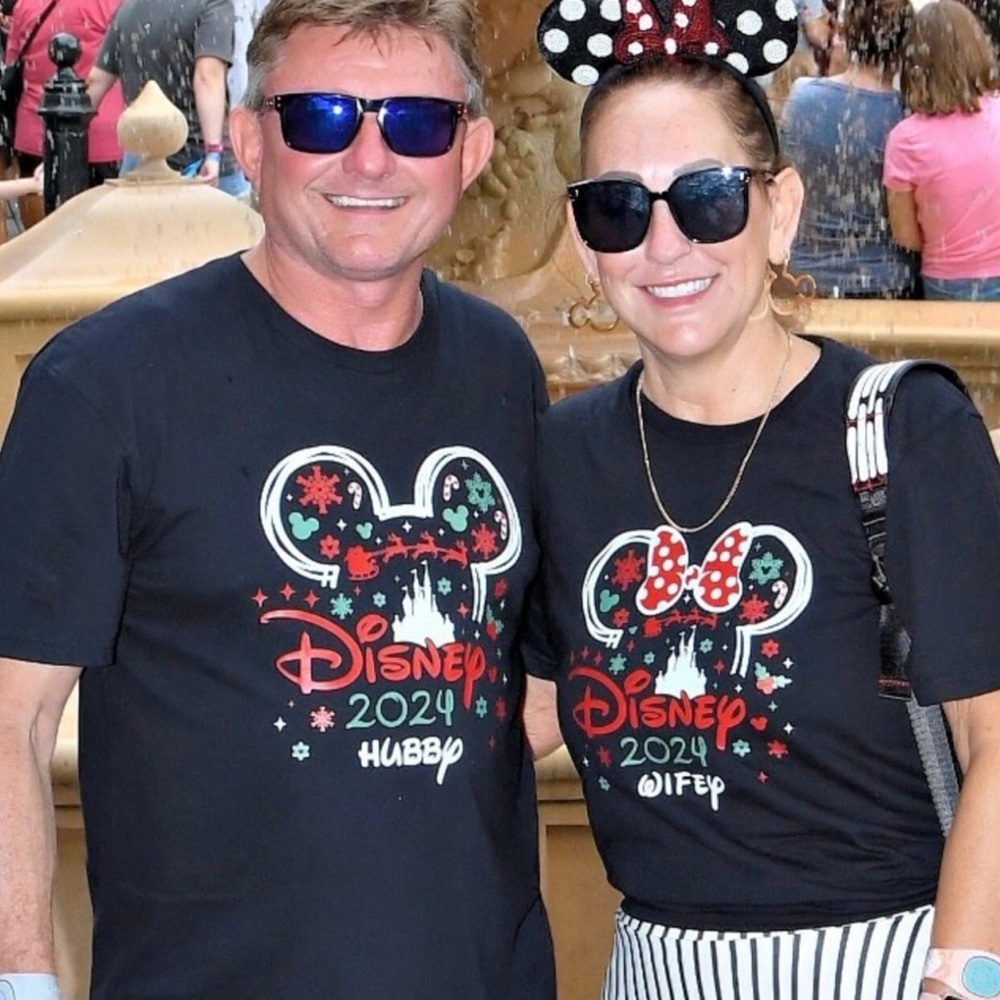Disney 2024 Hubby T Shirt Size L